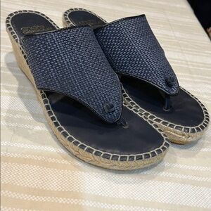 Andre Assous Addie Handmade Navy Wedge Espadrille Sandals size 40 (10/10.5 US)